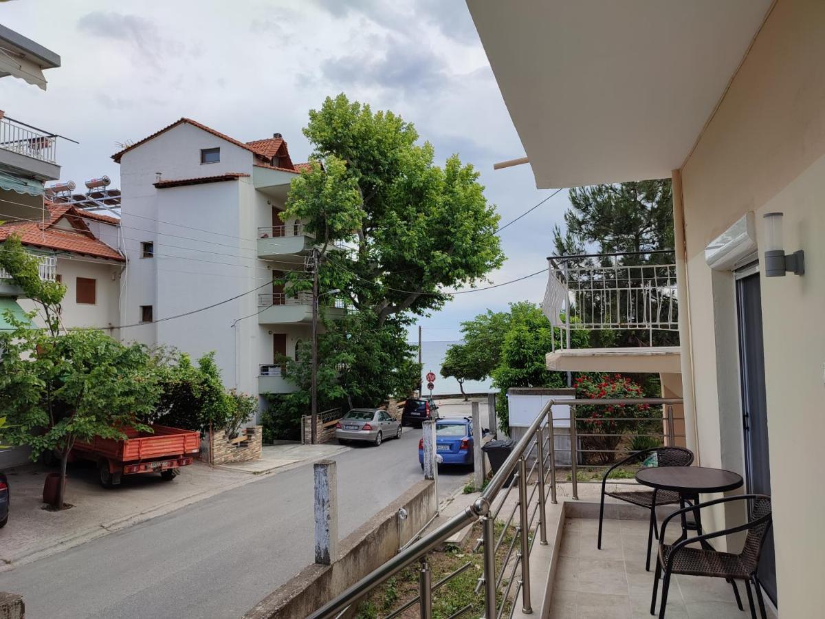 Estrella Rooms Nea Kallikrateia Εξωτερικό φωτογραφία